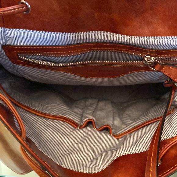 Authentic OldTrend Backpack - Picture 10 of 14